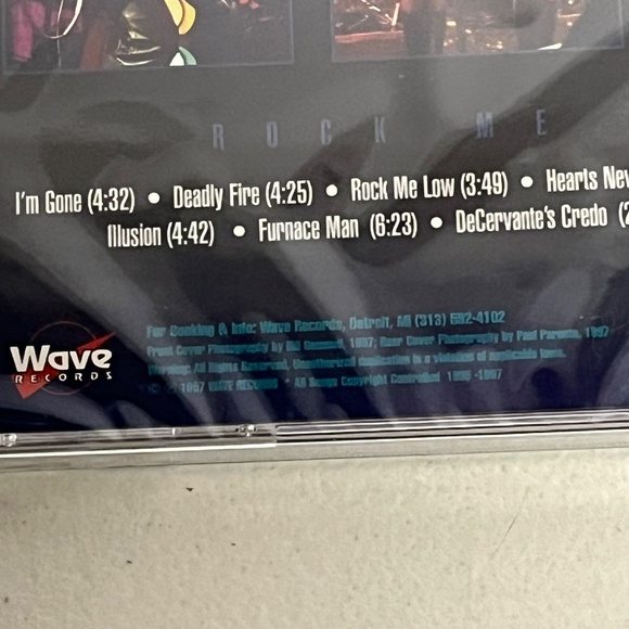 Vintage Blue Rose Rock Me Low CD Sealed - Picture 4 of 6